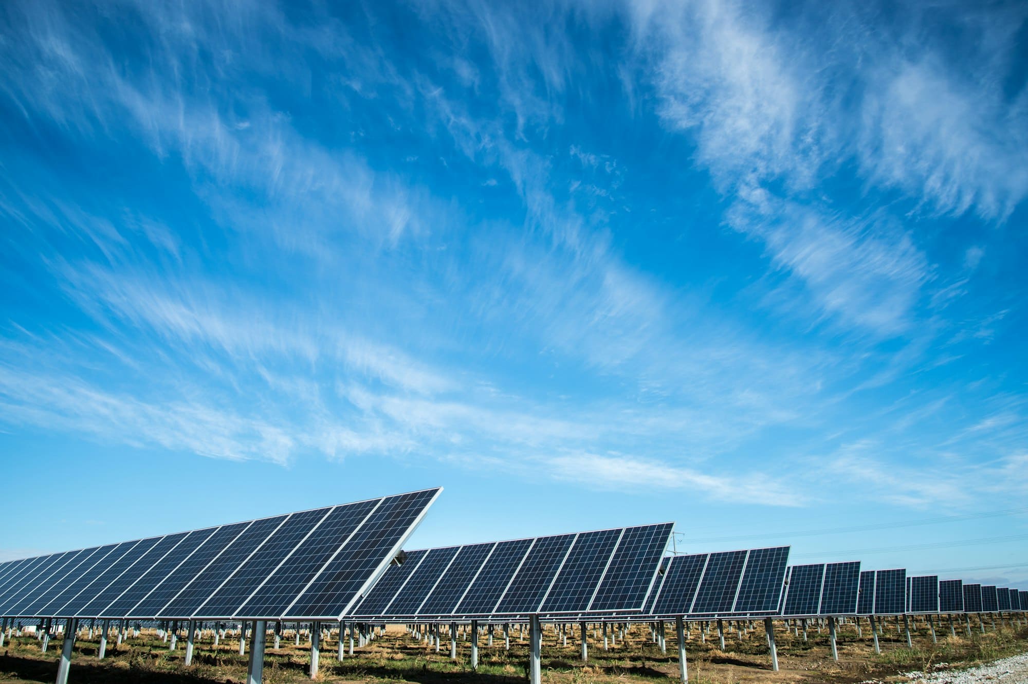 Solarmodule in der Sonne
